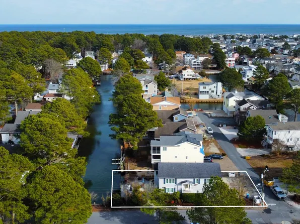 311 W 8th St, Bethany Beach, DE 19930