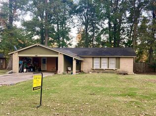 2228 Oak Ridge Dr, Greenville, MS 38701