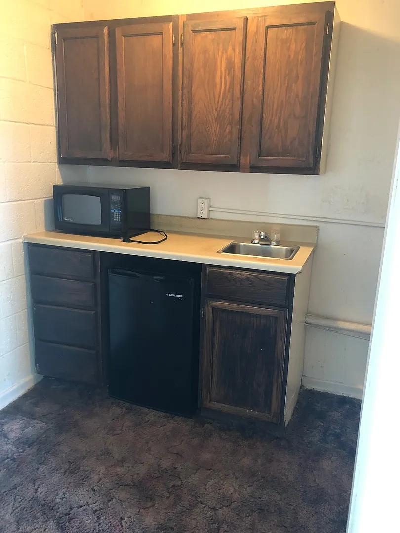 Southwind Apartments — Photo 3