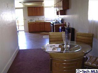 4th image of 3037 Sherwood Ave