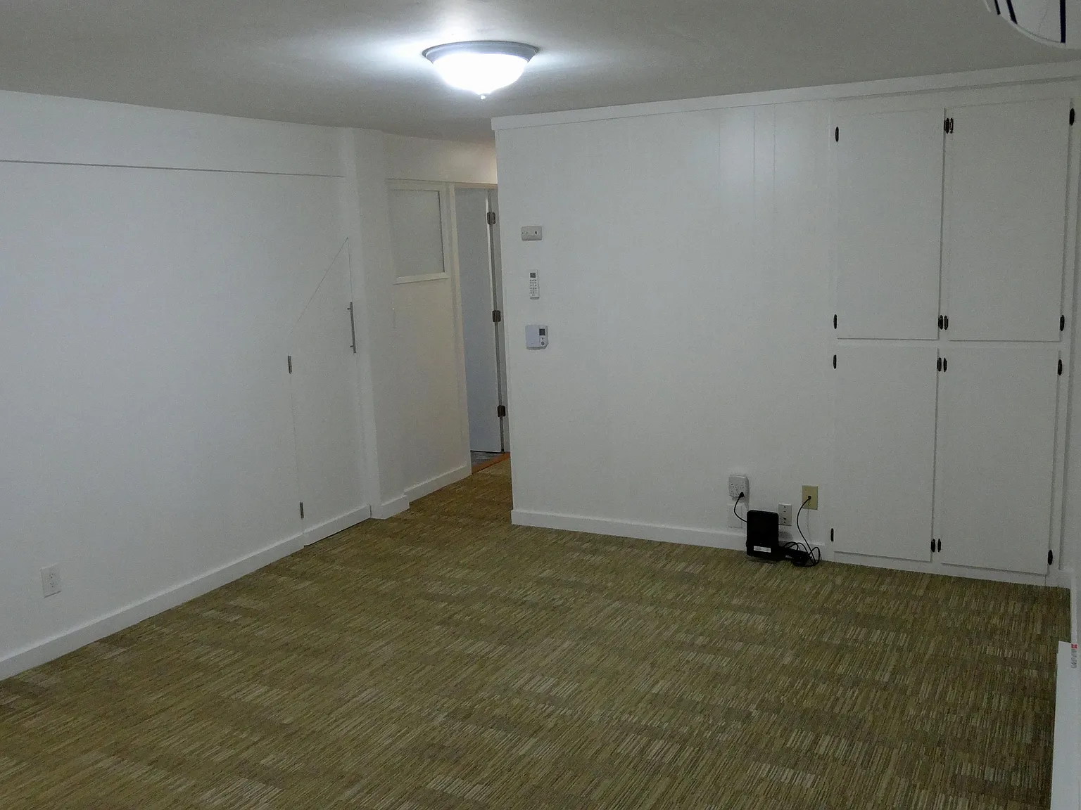 2 bed, 1000 sqft, $2,050 — Photo 4