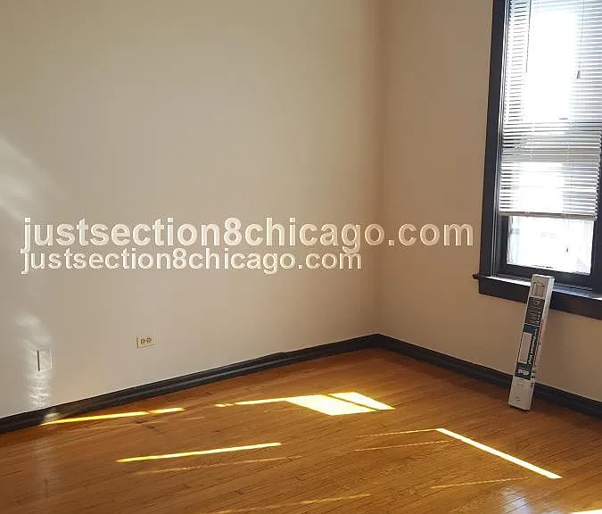 6228 S Eberhart Ave #2 — Photo 6
