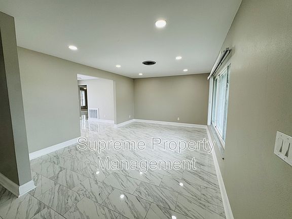 2nd image of 4837 Dover St NE