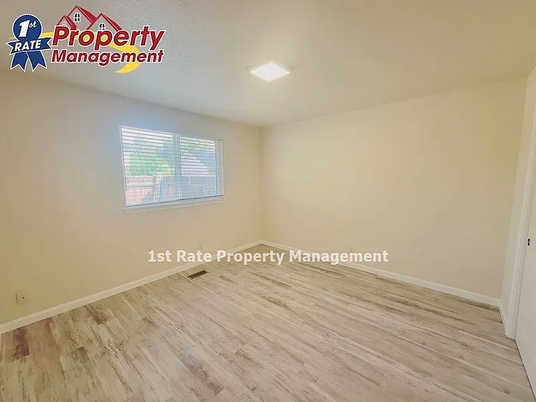4336 W Rose Hill Ct — Photo 7