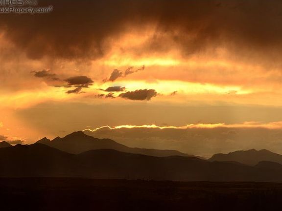 Watch the Weather Roll In!