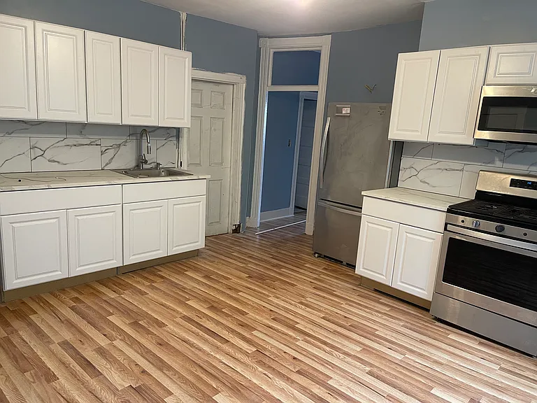 265 Washington Ave #1 — Photo 11