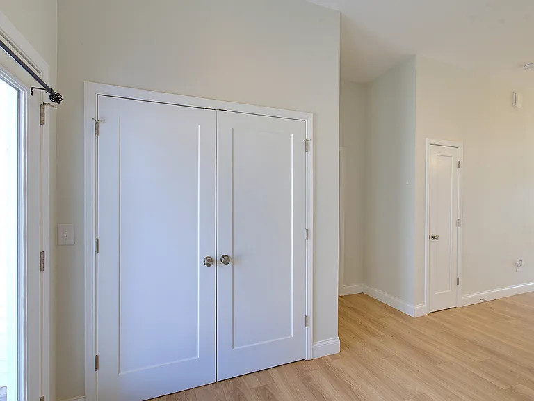 124 Kennedy Rd #A — Photo 11