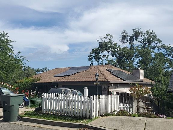 2nd image of 115 Gordon Pl