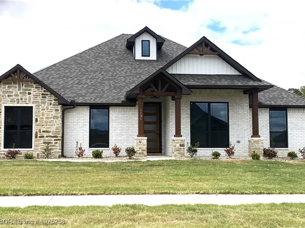 1131 Partridge Pl, Barling, AR 72923