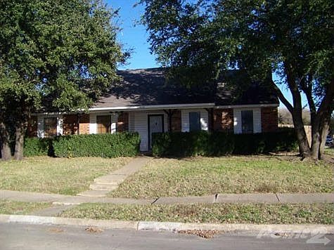 3rd image of 4220 Karnes Dr