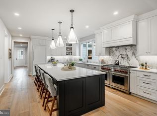 407 Oakwynne Dr, Wynnewood, PA 19096