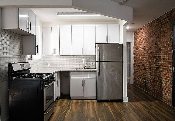 3rd image of 1019 Southern Blvd APT 3D