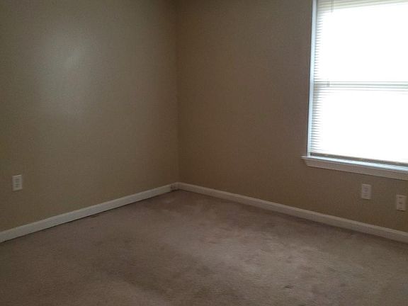 5th image of 659 Brooklyn Ave Unit 2
