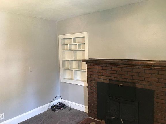 4th image of 133 W Leicester Ave