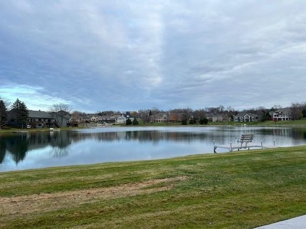 1710 Lake Largo Dr, Green Bay, WI 54311