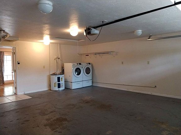 2nd image of 926 N Keene Way Dr