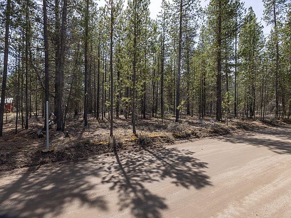 5th image of 52240 Dustan Rd