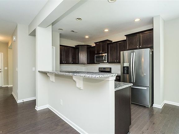 5th image of 874 Longleaf Pine Pl