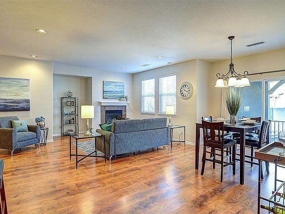 4th image of 10576 Parkington Ln Unit 34B