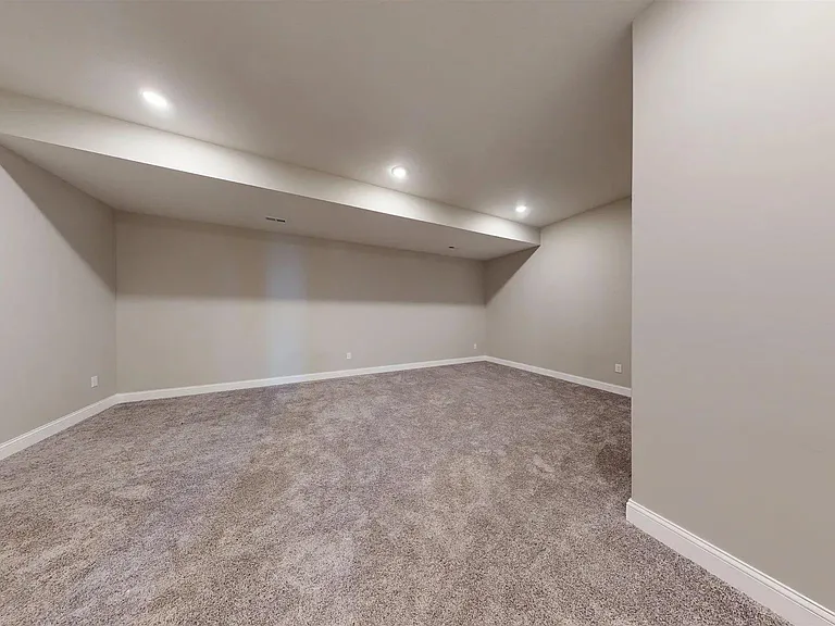 3755 SW Summerfield Dr — Photo 11