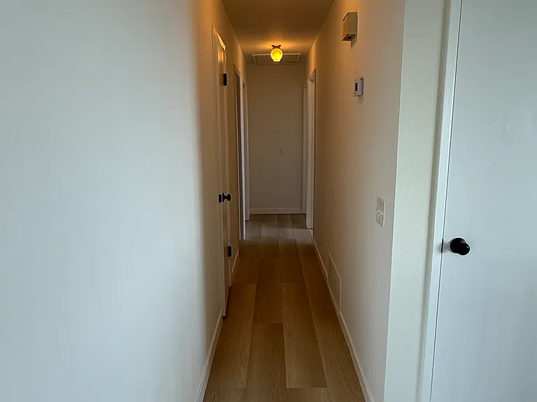 723 Kelmore St — Photo 10