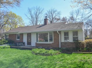 7632 N Bell Rd, Fox Pt, WI 53217