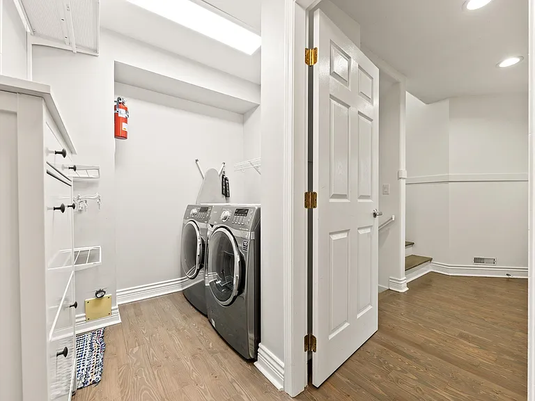 2990 Panorama Dr — Photo 17