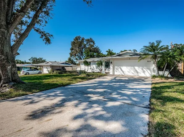1624 Algonquin Dr, Clearwater, FL 33755