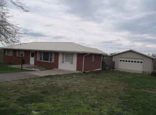 458 W Walnut St, Mount Olivet, KY 41064