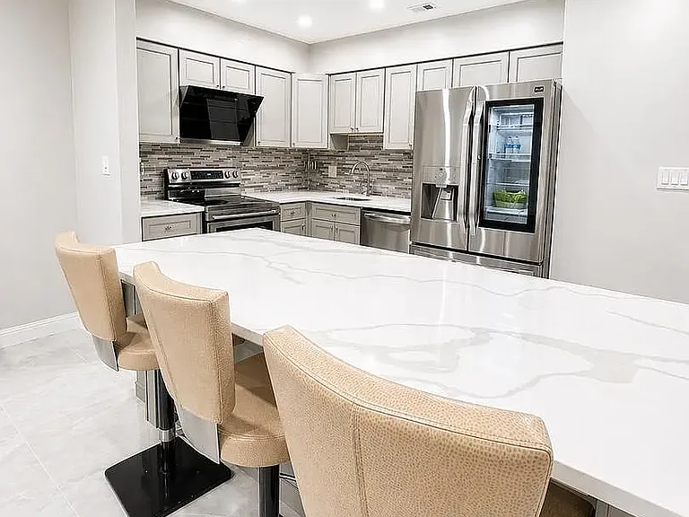 51 Chiswick Dr — Photo 4