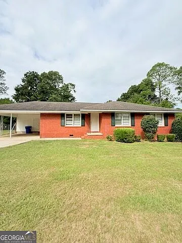 1204 Edgewood Dr