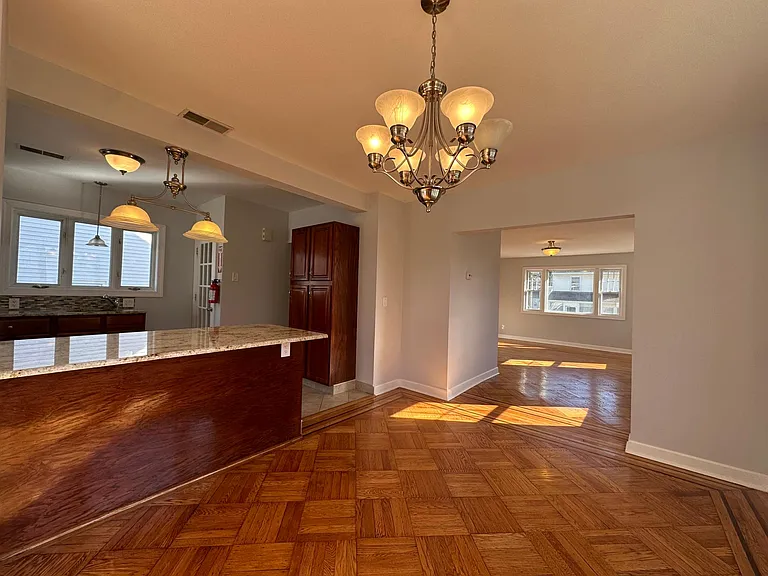 300 New Jersey Ave — Photo 7