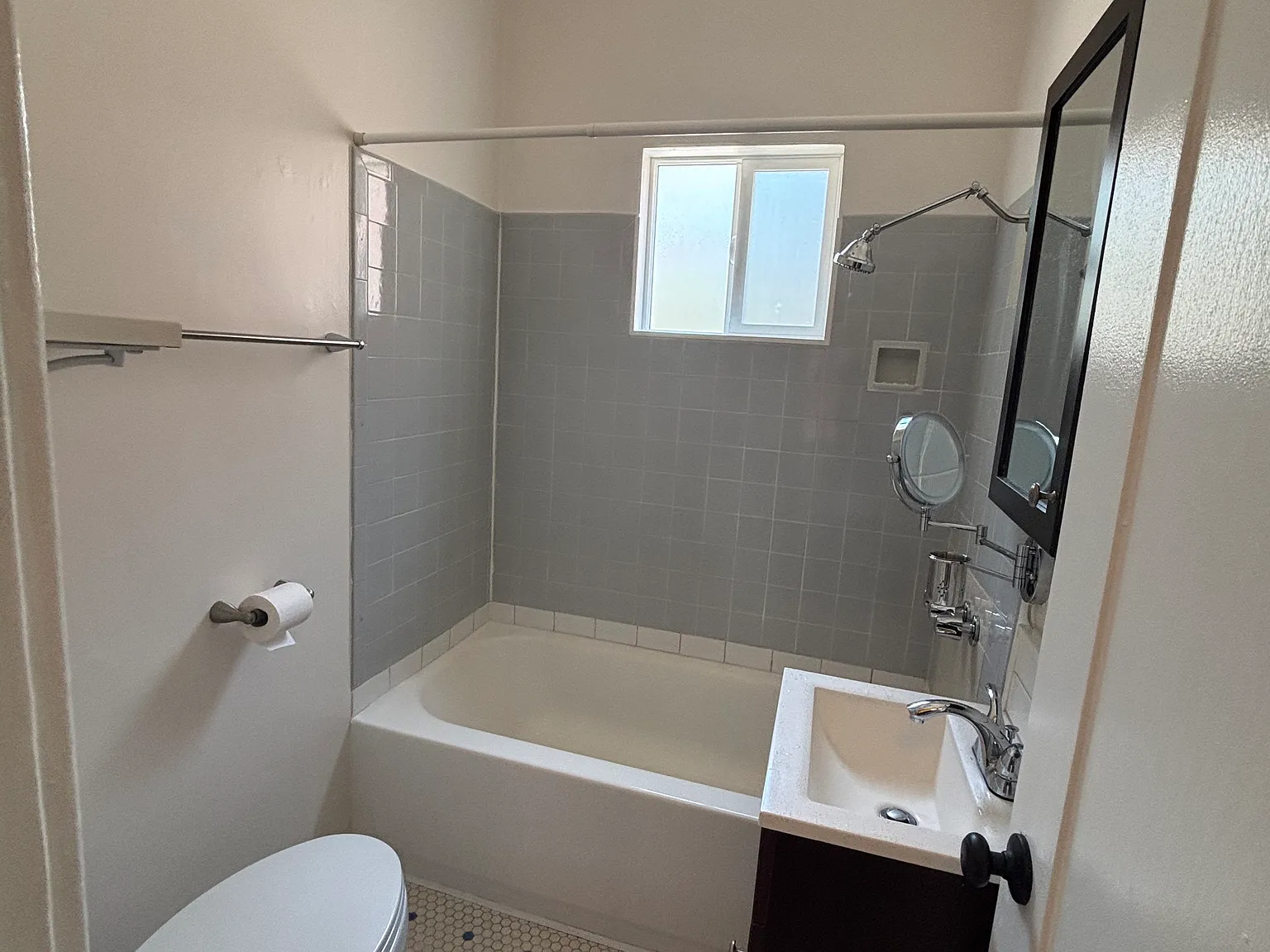 1 bed, 550 sqft, $1,850 — Photo 2