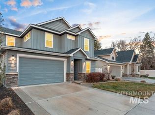 6426 W Saxton Ave, Boise, ID 83714