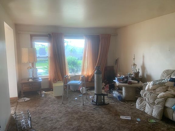 4th image of 615 Bensley Ave