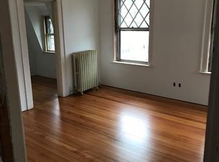 182 Oxford St, Hartford, CT 06105