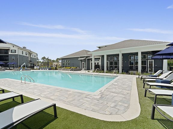 4th image of 6502 E Sligh Ave #2-228