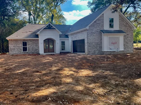 1504 Sellers Rd, Laurel, MS 39440