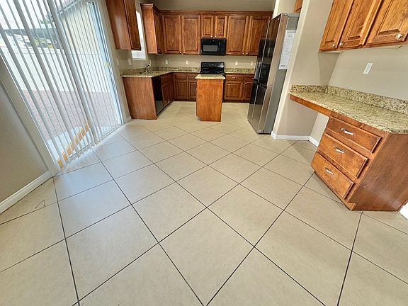 5th image of 3916 Red Trumpet Ct
