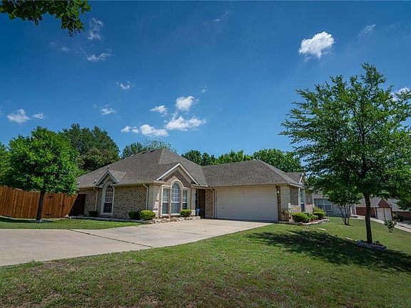 2nd image of 6128 Lake Vista Dr