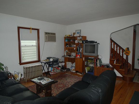 2nd image of 535 6th Ave