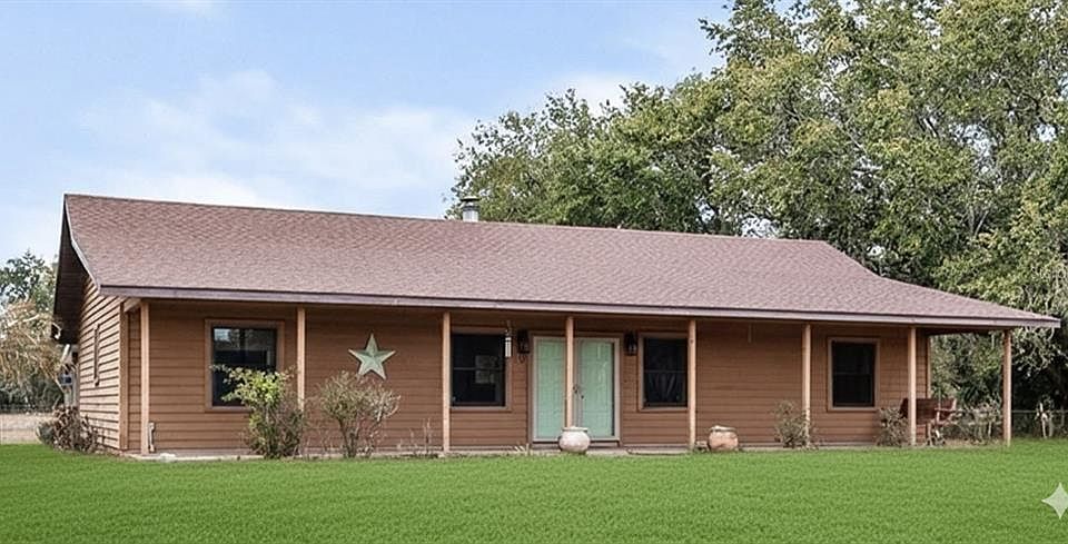 1st image of 10 Jimmy Lee Rd