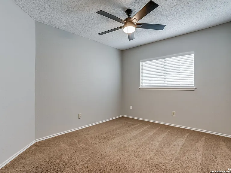 16522 Alwick Ln — Photo 15