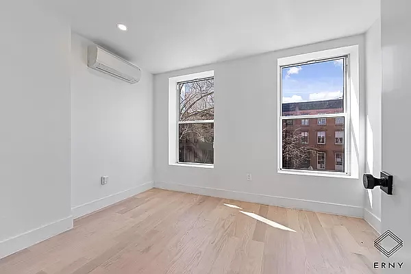 Rented by ERNY LLC | media 5