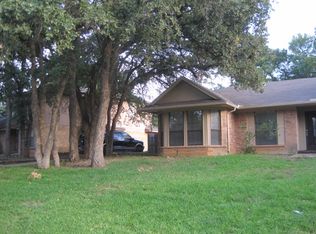 5606 Oak Brook Rd, Arlington, TX 76016