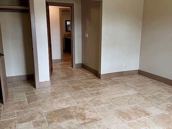 3rd image of 800 W Main St #1