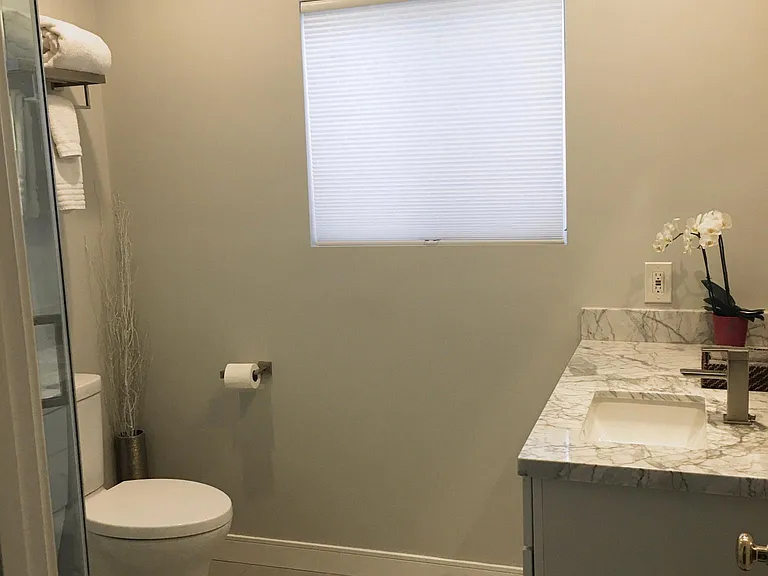 360 Grace Dr — Photo 10