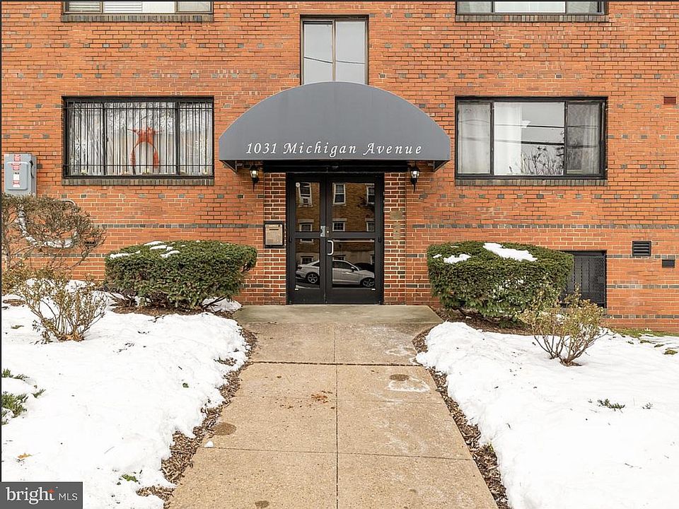 1st image of 1031 Michigan Ave NE APT 4