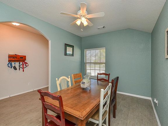 5th image of 11410 Elizabeth Brook Dr
