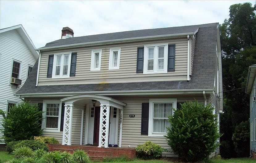 1st image of 219 Randolph St